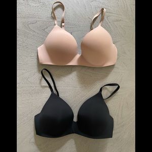 (2) Victoria’s Secret T-shirt Bras - Bundle
